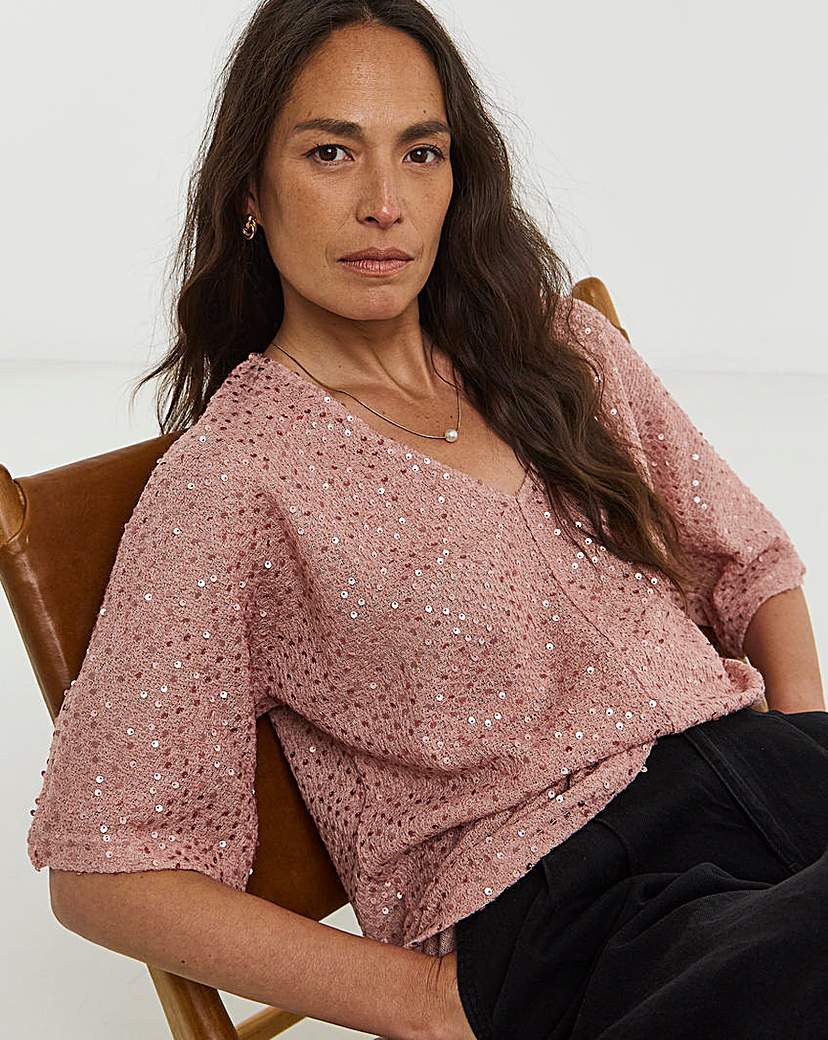 New In - Textured Sequin V-Neck Top
