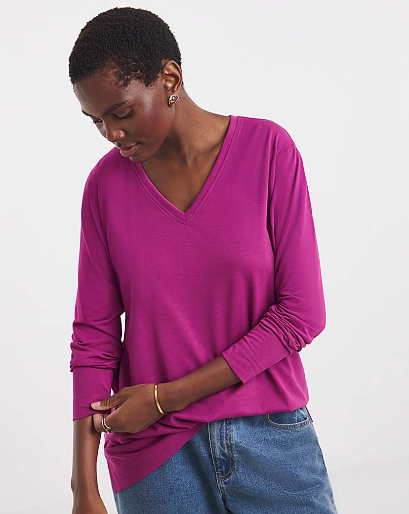 New In - V Neck Split Hem Slouch T-Shirt