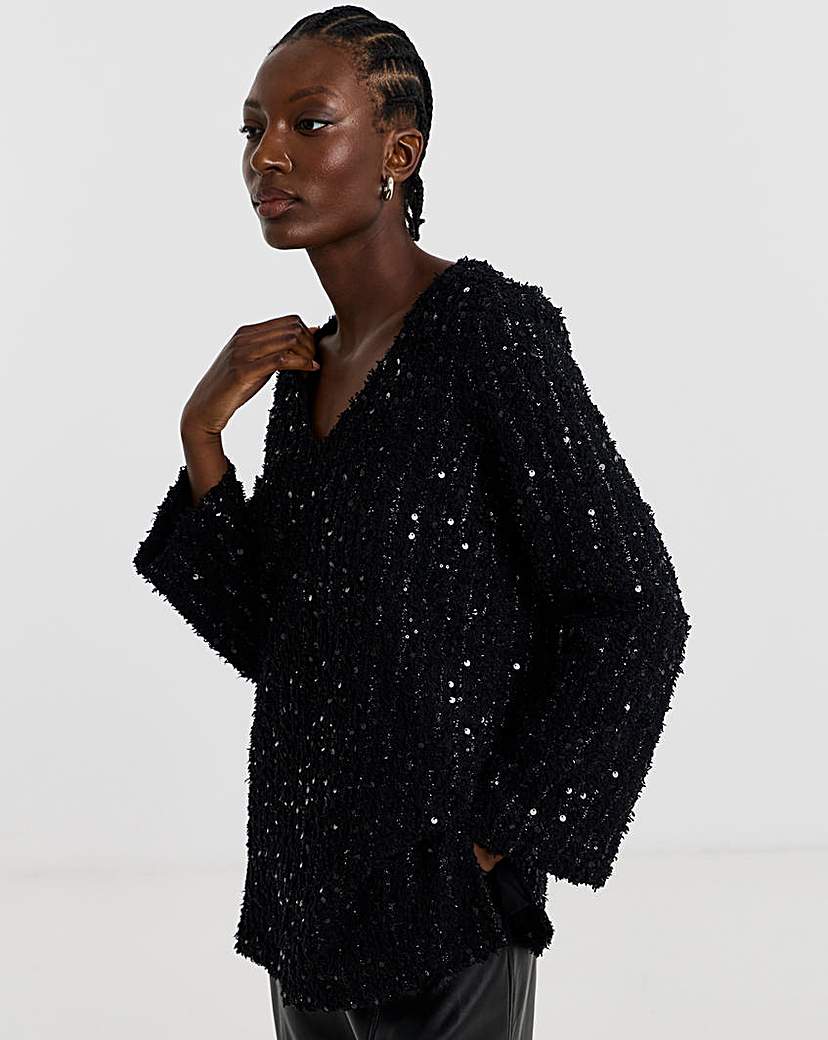 New In - Fluffy Sequin V-Neck Longline Top