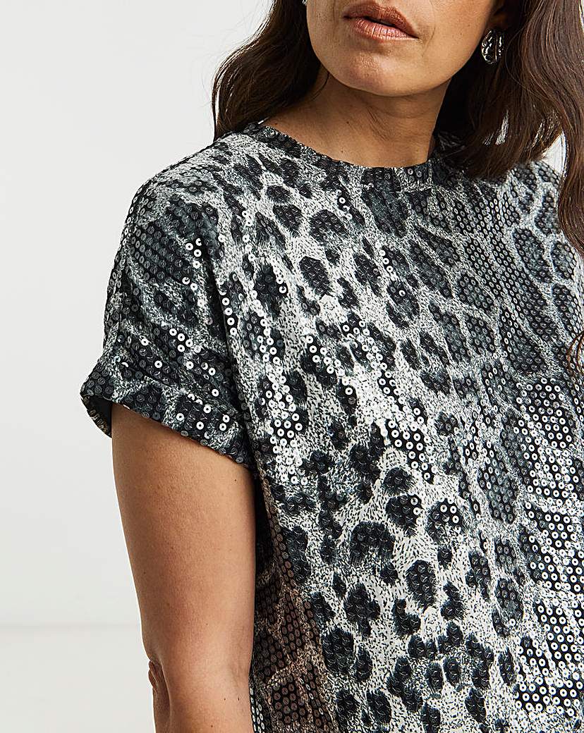 New In - Sequin Longline Curved Hem Top