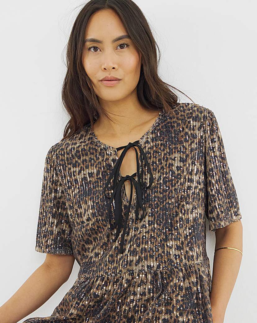 New In - Sequin Tie Front Top