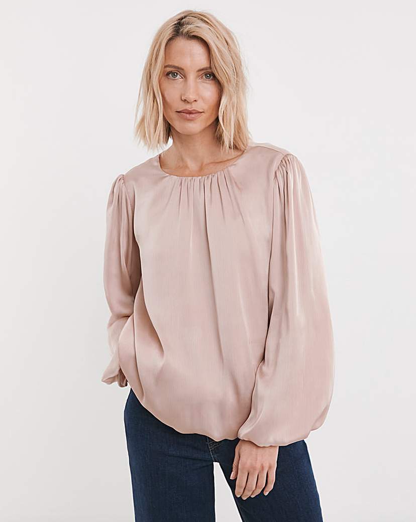 New In - Bubble Sleeve Hem Top