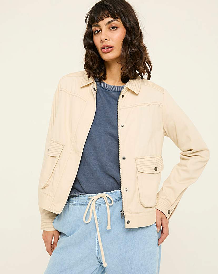 New In - Fatface Sienna Crop Jacket