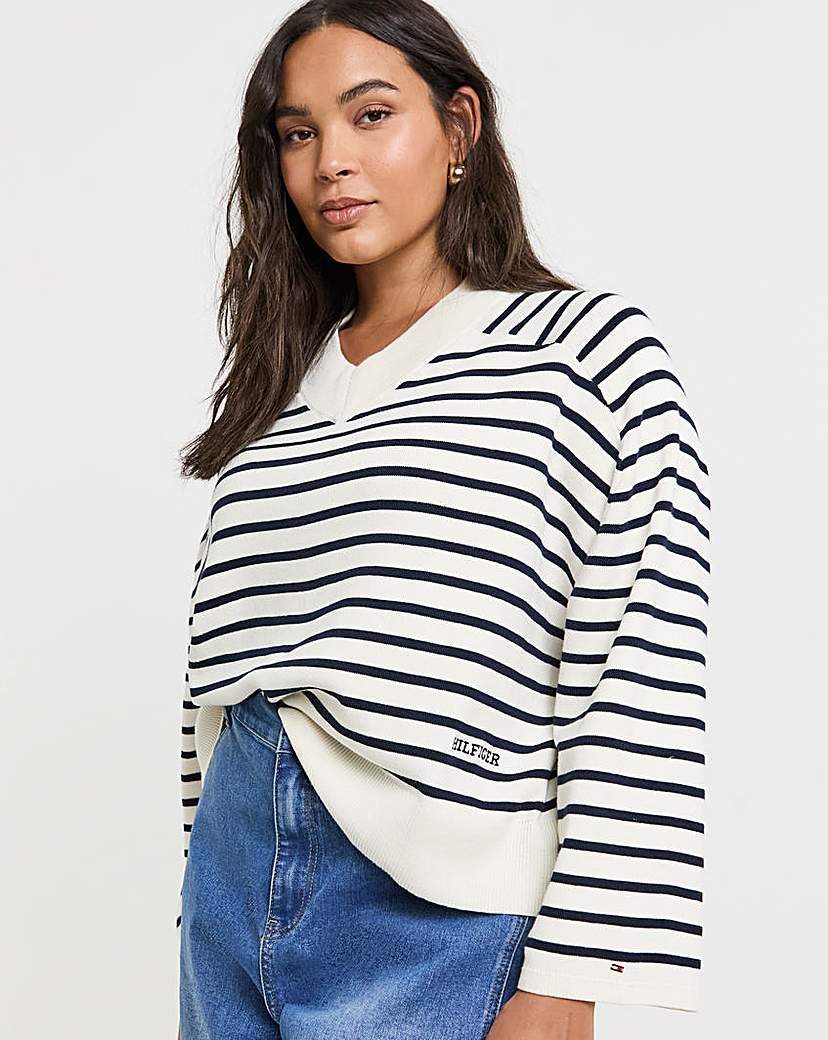 New In - Tommy Hilfiger Long Sleeve Sweater