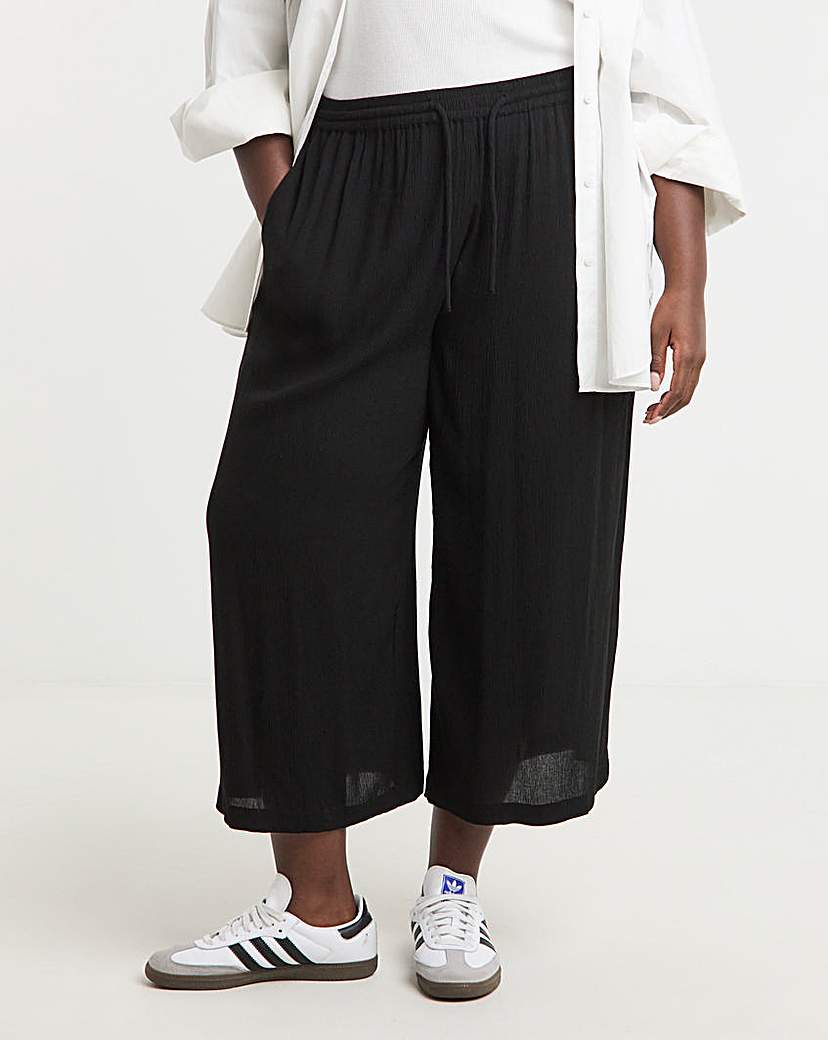 Black Crinkle Culottes