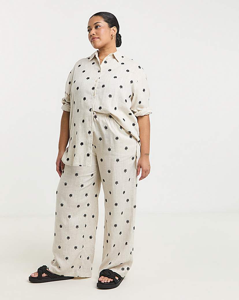 Daisy Embroidered Linen Mix Wide Trouser