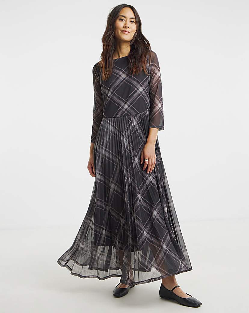 New In - Mesh Pleated Ballet Slash Neck Dress