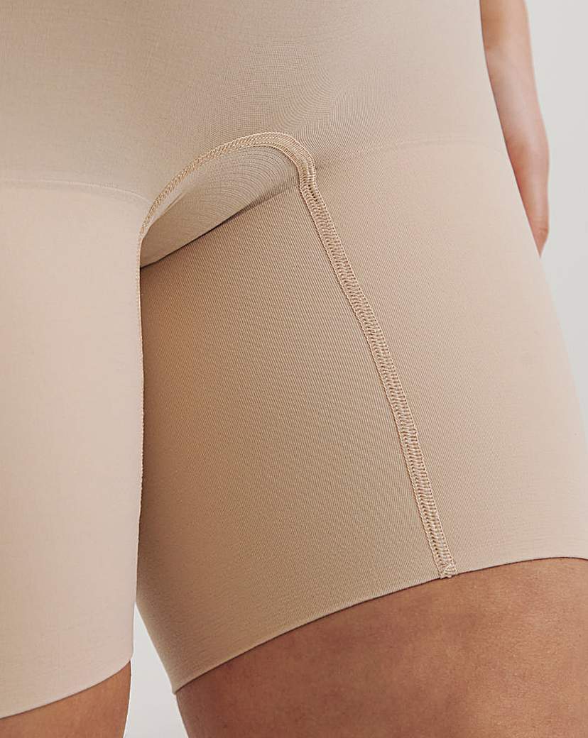 Spanx Everyday Seamless Short CafeAuLait