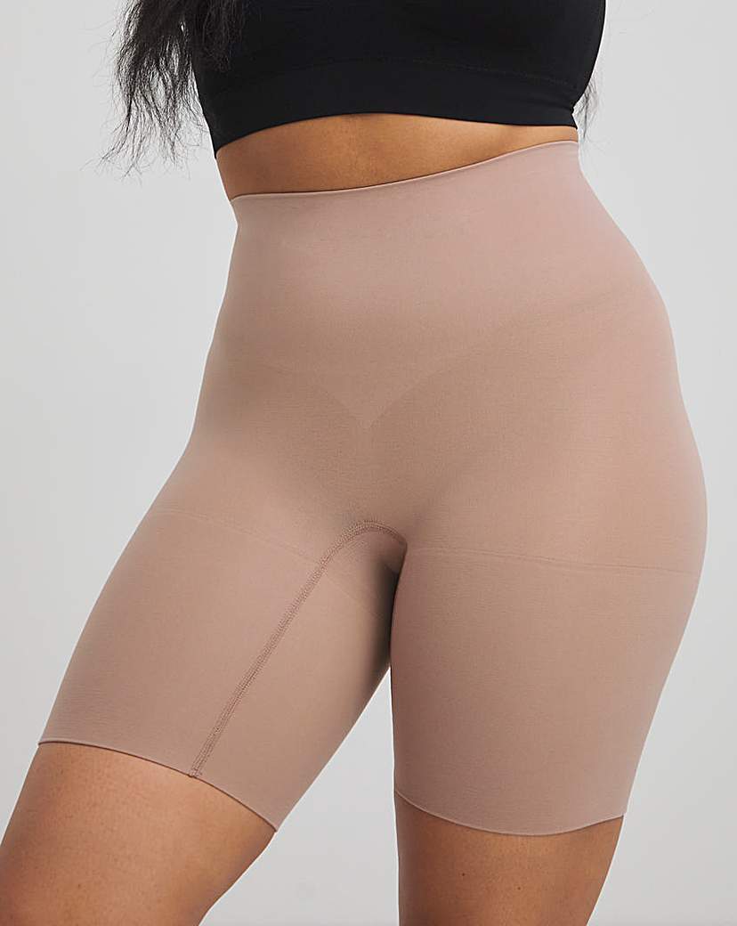 Spanx Everyday Seamless Short CafeAuLait