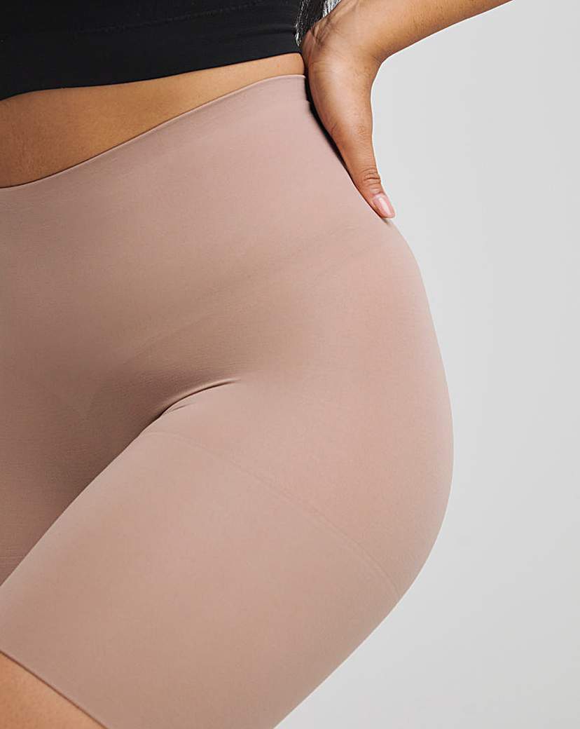 Spanx Everyday Seamless Short CafeAuLait