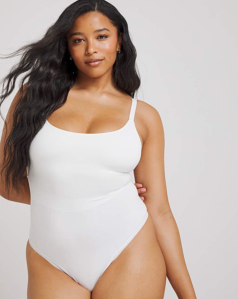 Boux Avenue DD+ Thong Contour Body  In White | UK Size Small DD-G Women's