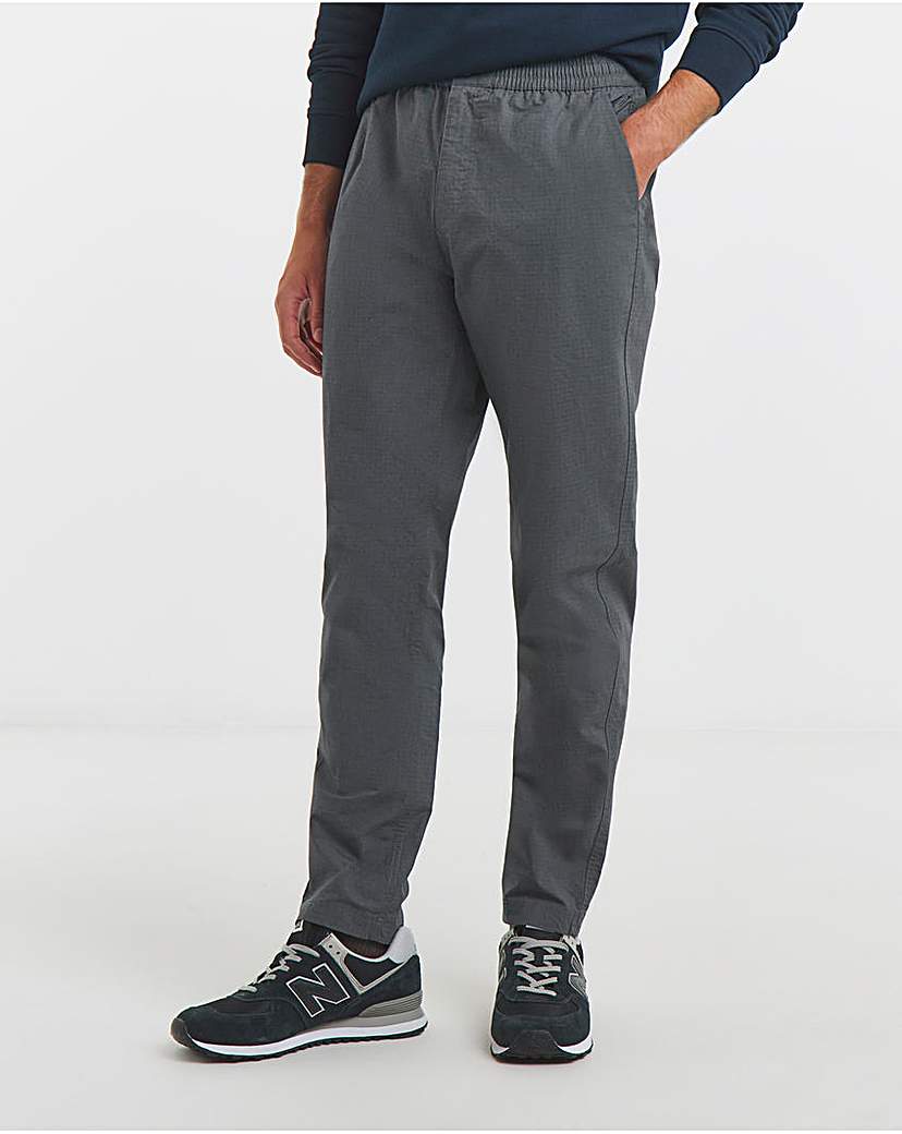 New In - Ripstop Tapered Comfort Stretch Trouser