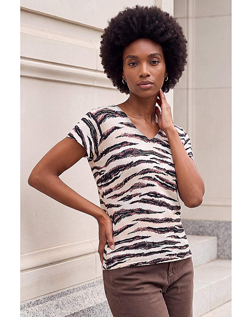 Roman Animal Embellished V-Neck Knit Top