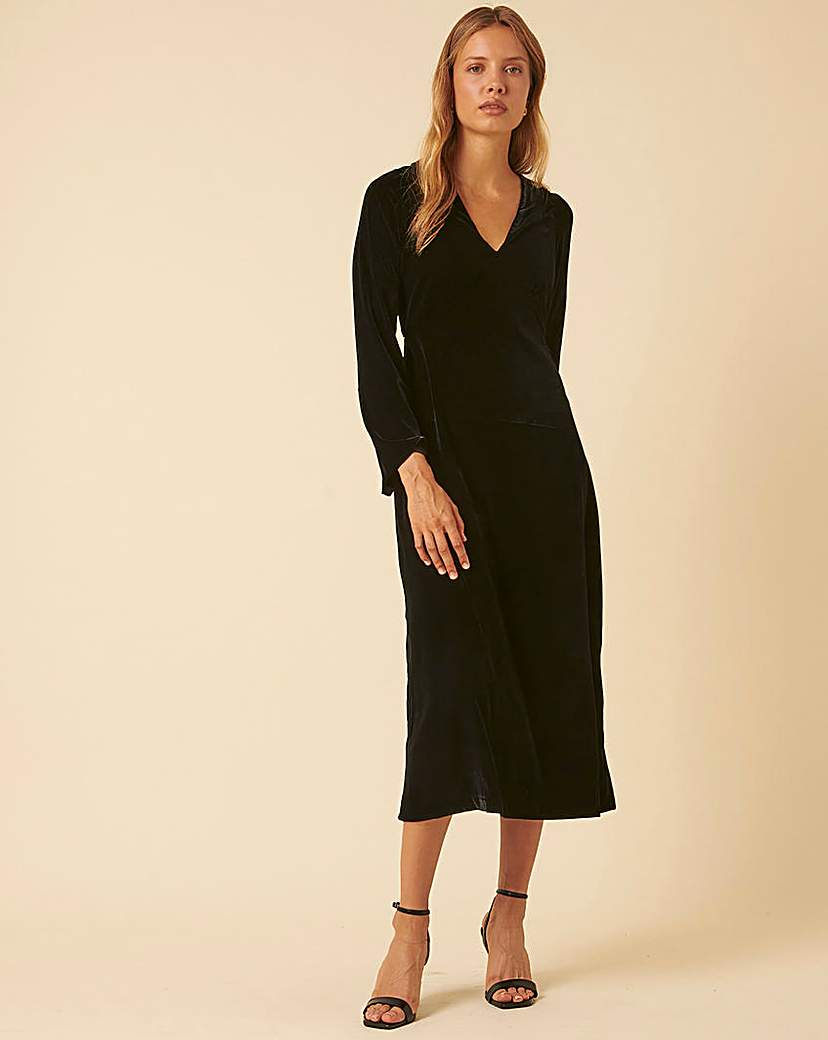 New In - Nobody's Child Josie Midi Dress