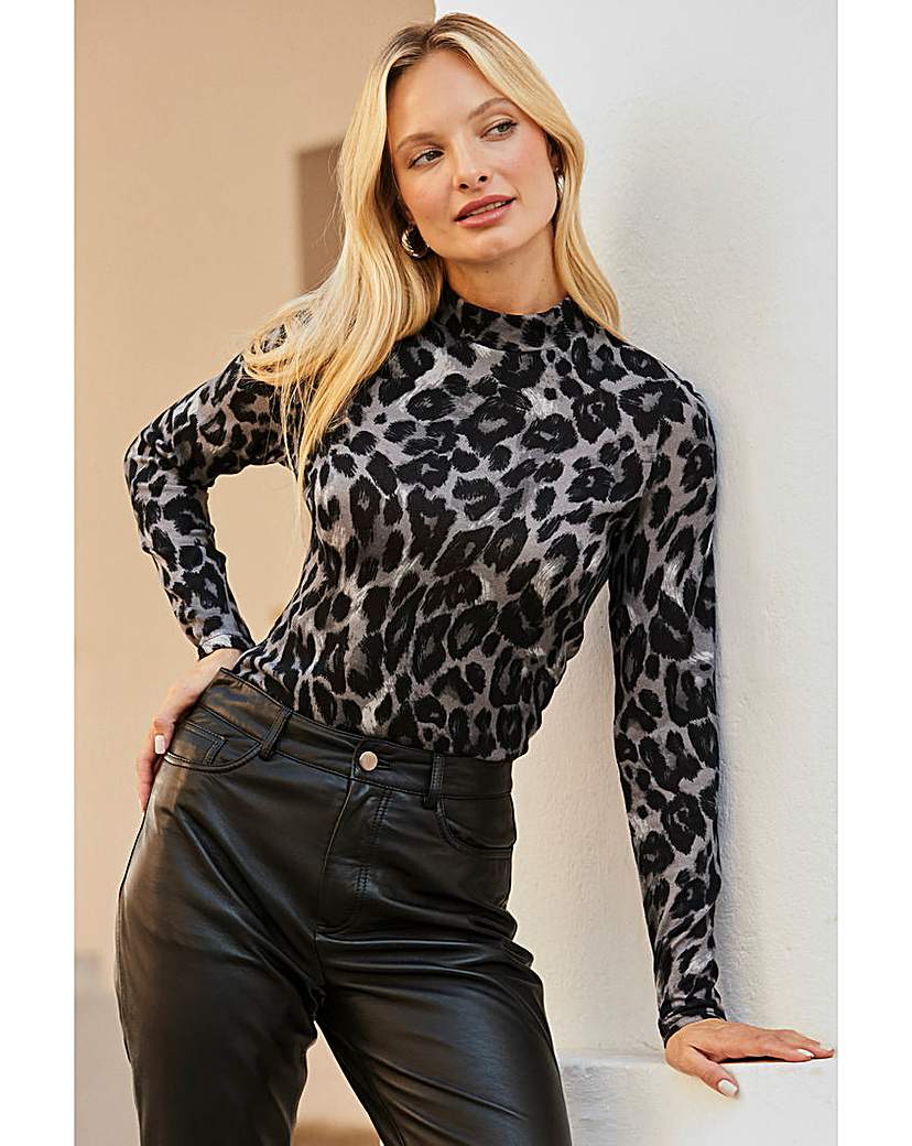 New In - Sosandar High Neck Animal Knit Top
