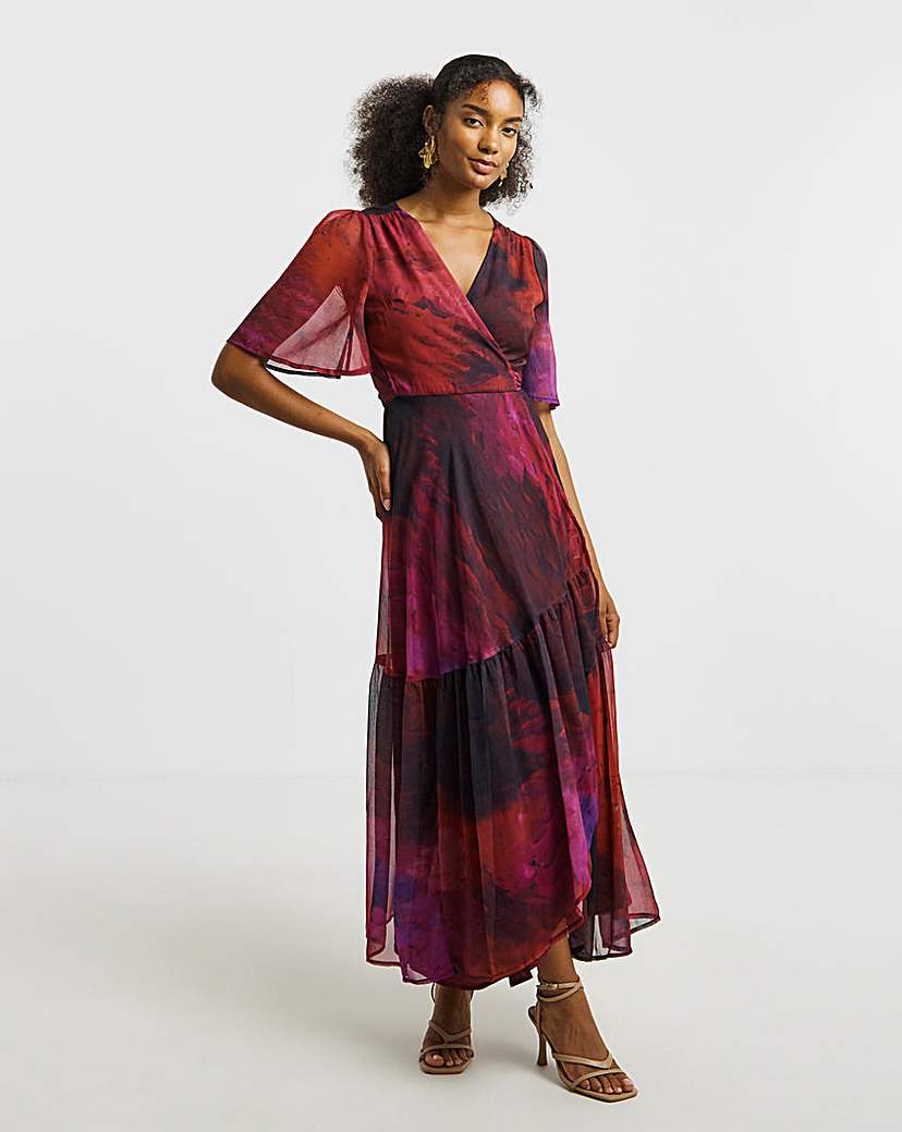 New In - Hope & Ivy Gaia Maxi Dress
