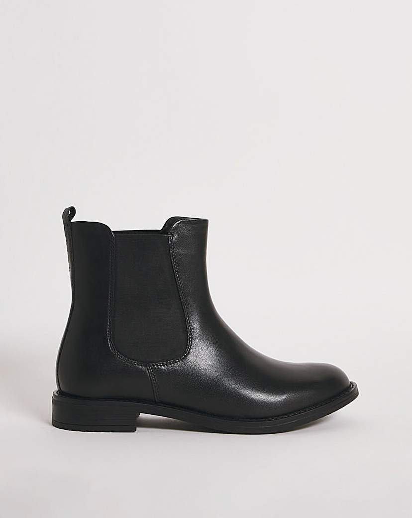 Leather Chelsea Boot EEE Fit