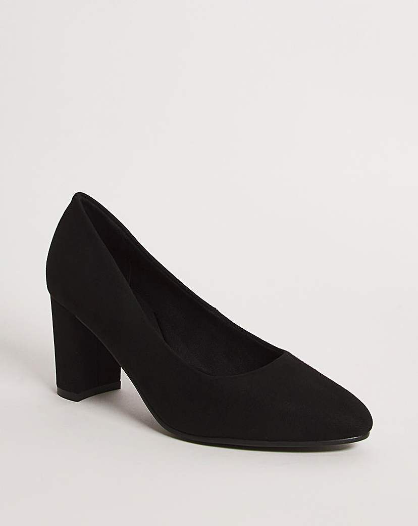Comfort Flexible Court Shoe EEE Fit