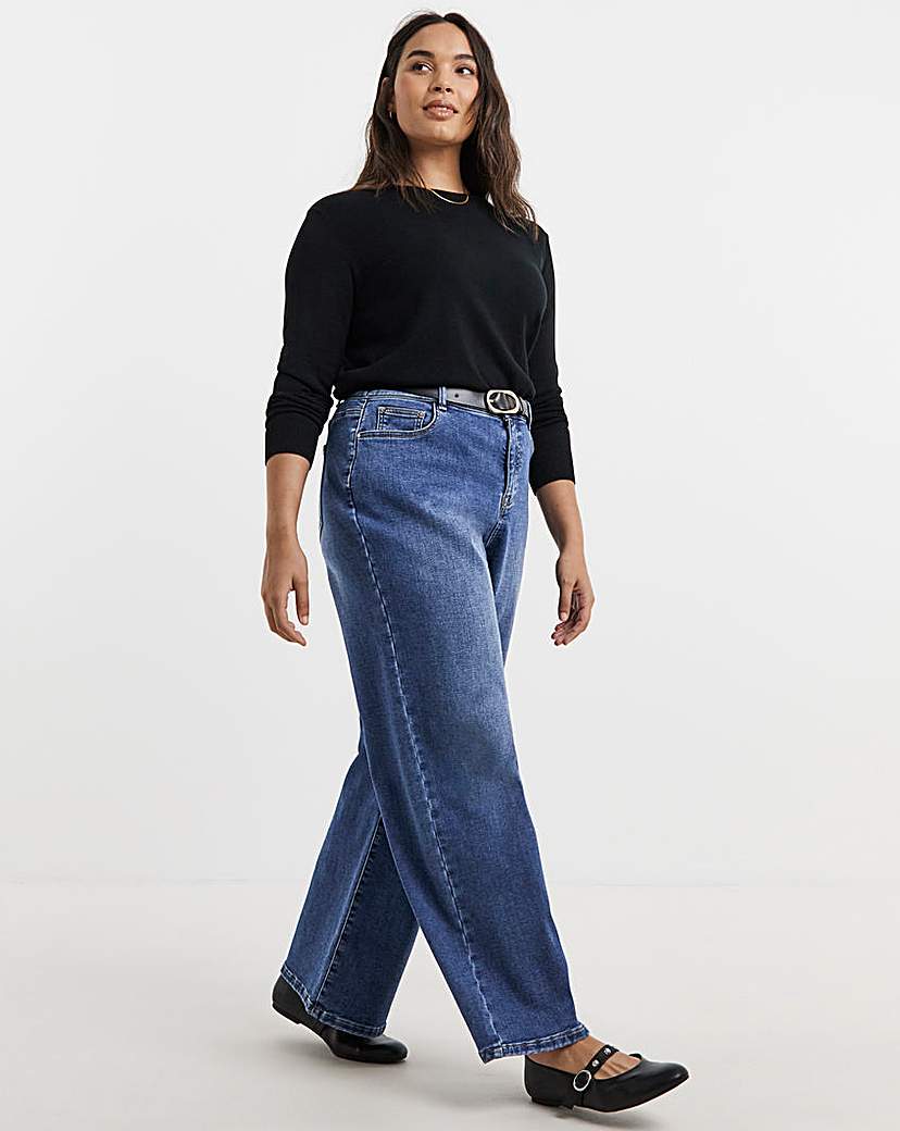 New In - Mid Wash Wide Leg Cosy Jeans