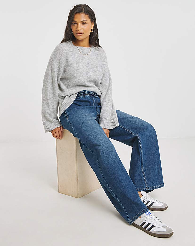 New In - Mid Wash Tie Waist Jogger Jeans
