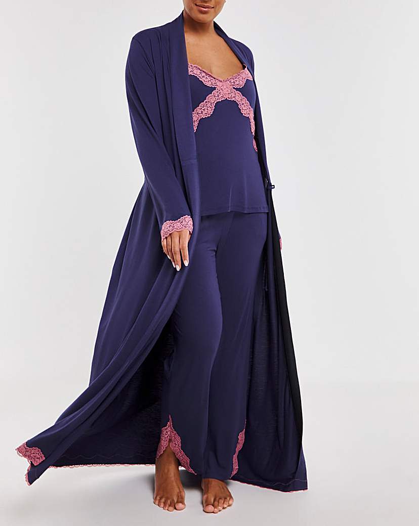 Pretty Secrets Cool Stretch Lace Gown