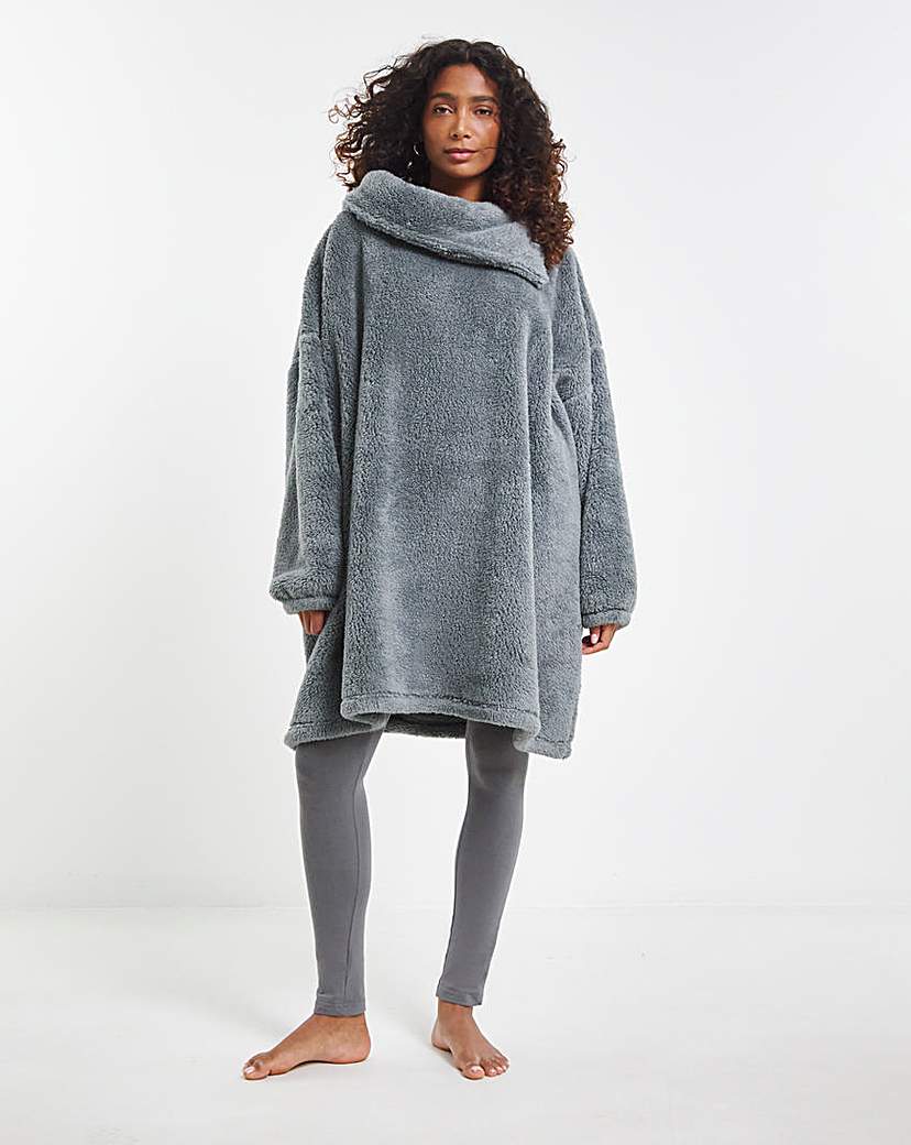 New In - Pretty Secrets Oversized Fleece Dress