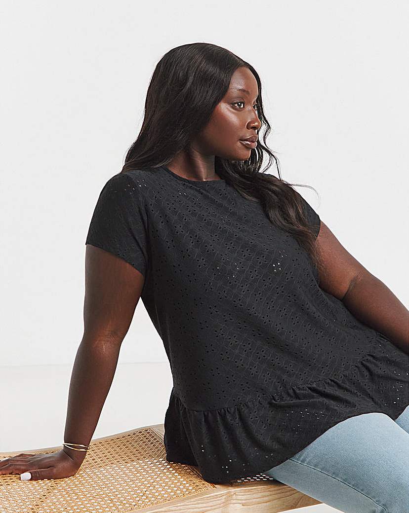 New In - Broderie Cap Sleeve Peplum Top