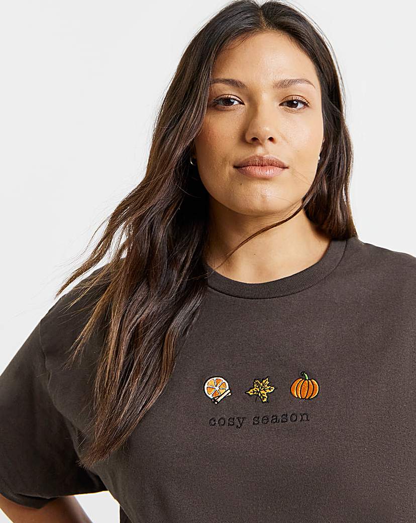 New In - Cosy Season Autumn Embroidery T-Shirt