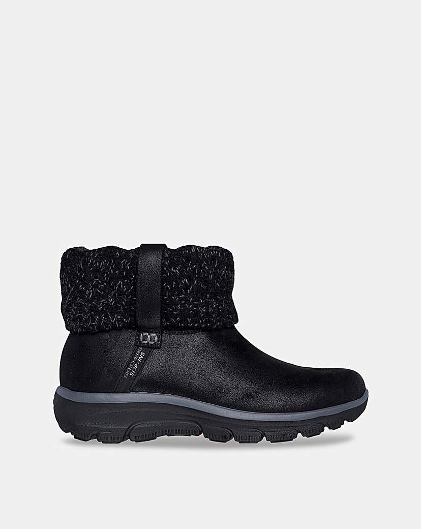 New In - Skechers Easy Going Boot - D Fit