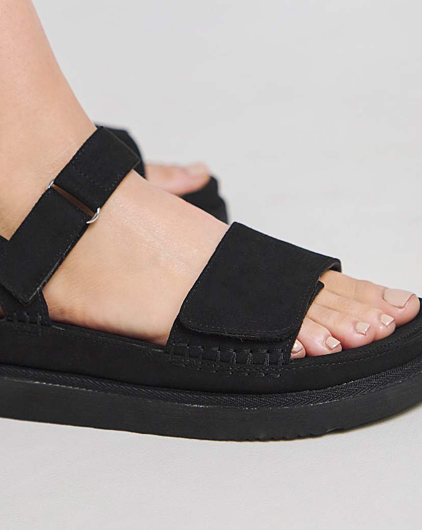 Touch and Close Sandal Standard