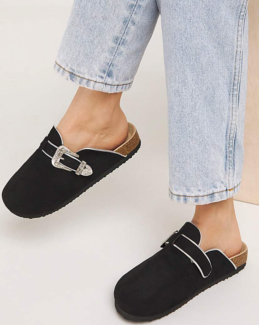 Footbed Closed Toe Mule Shoe Wide