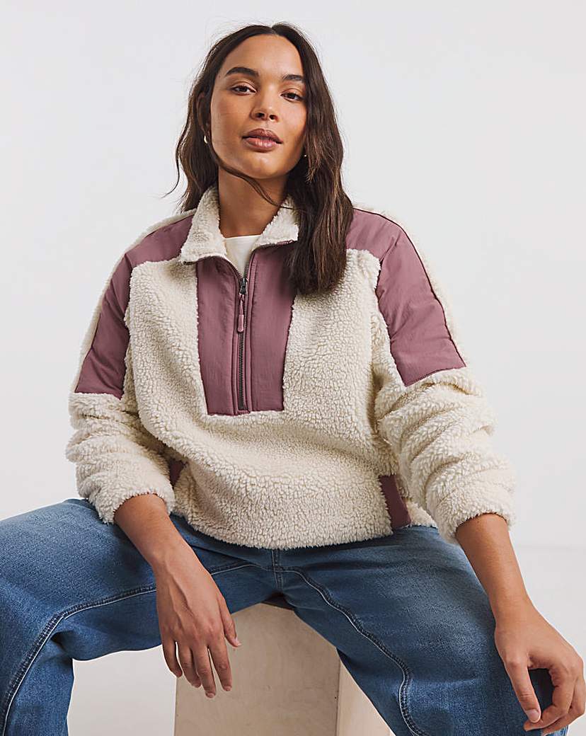 New In - Snowdonia Contrast Funnel Fleece