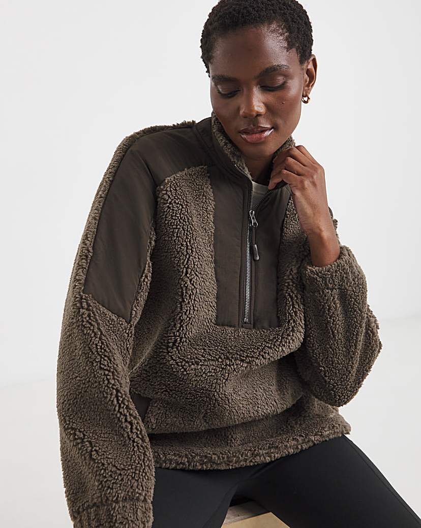 New In - Snowdonia Contrast Funnel Fleece