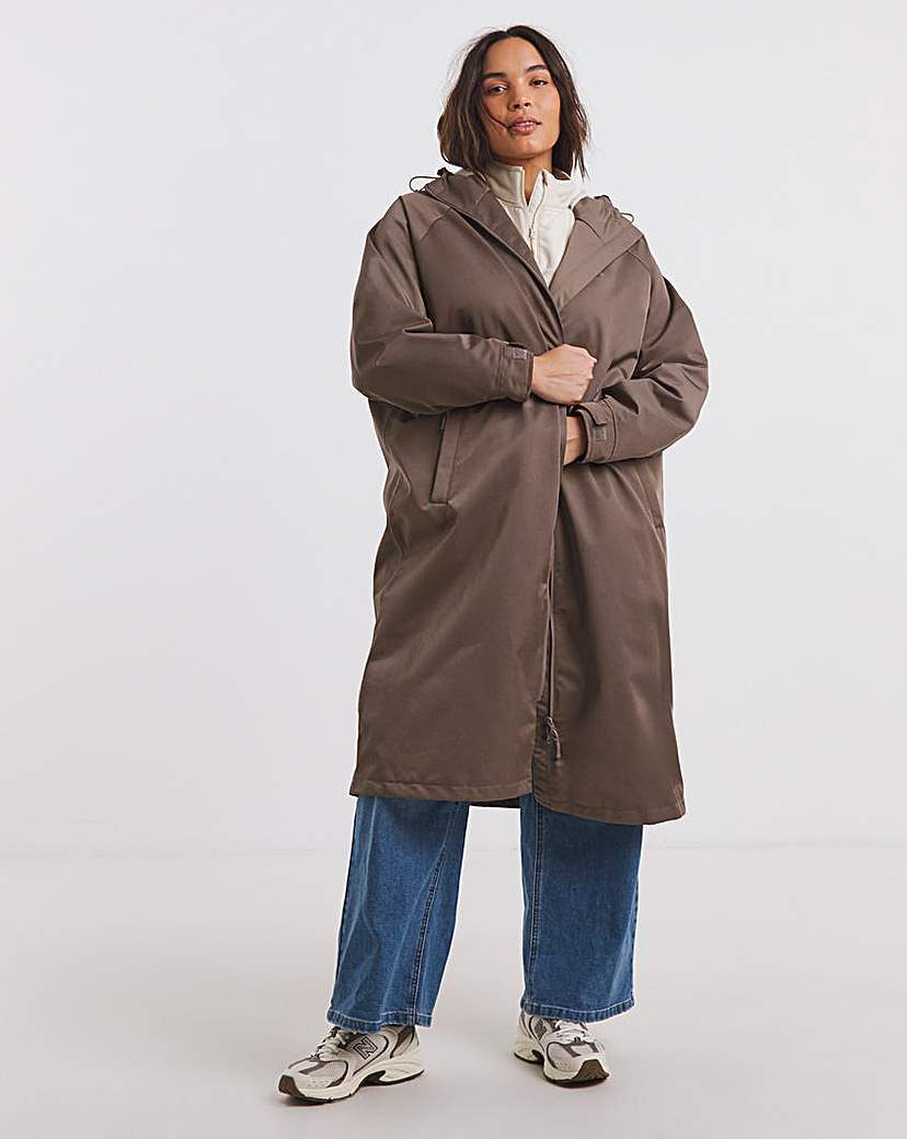 New In - Snowdonia Waterproof Changing Robe