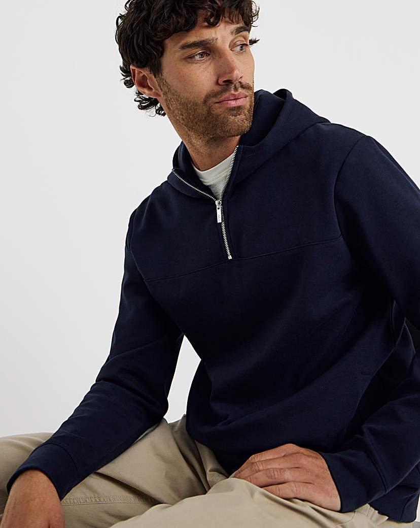 New In - Folio Interlock 1/4 Zip Hoodie
