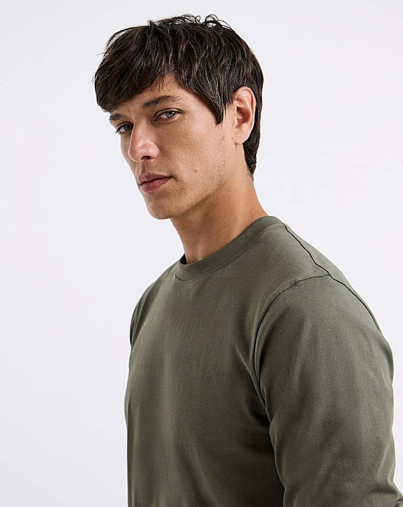 New In - Long Sleeve Crew Neck T-Shirt