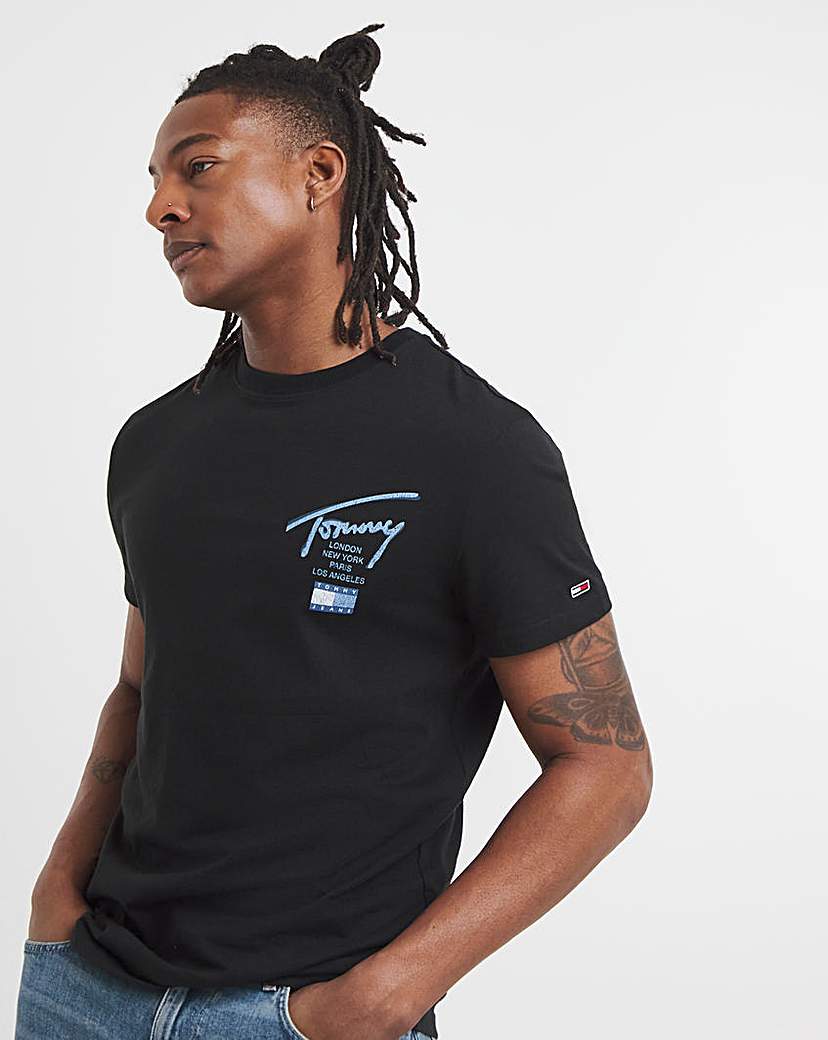 New In - Tommy Jeans Signature City T-Shirt