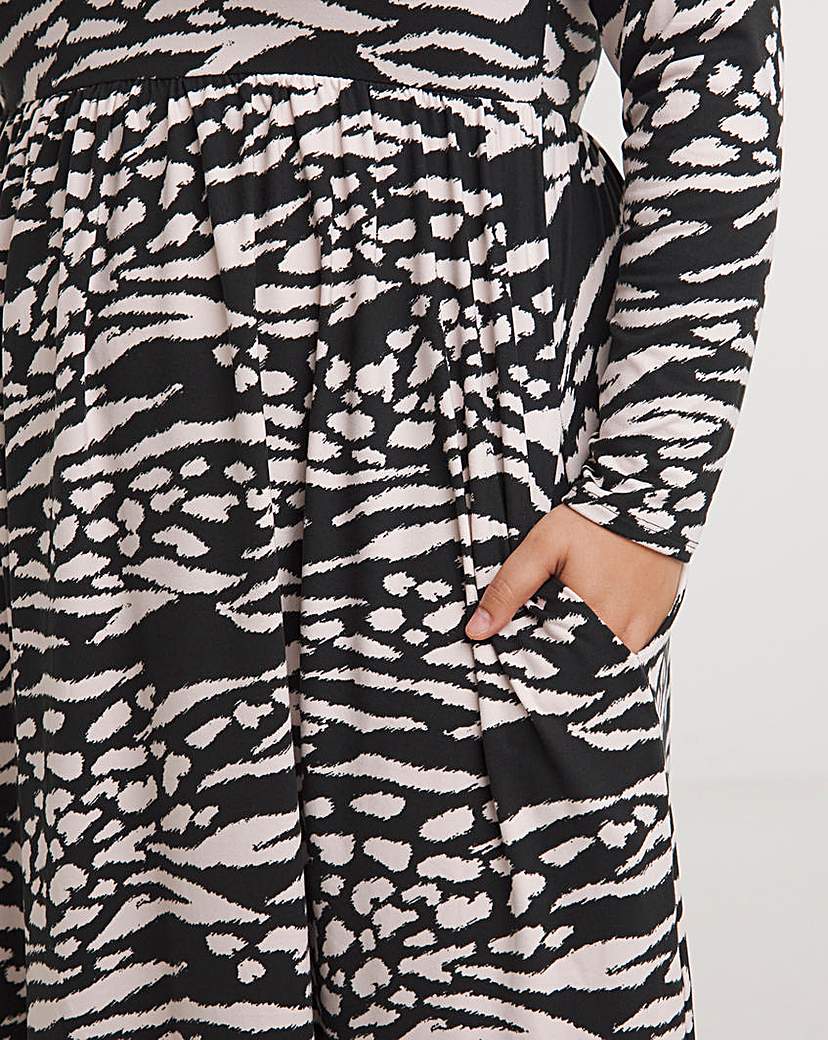 Supersoft Midi Dress With Pockets