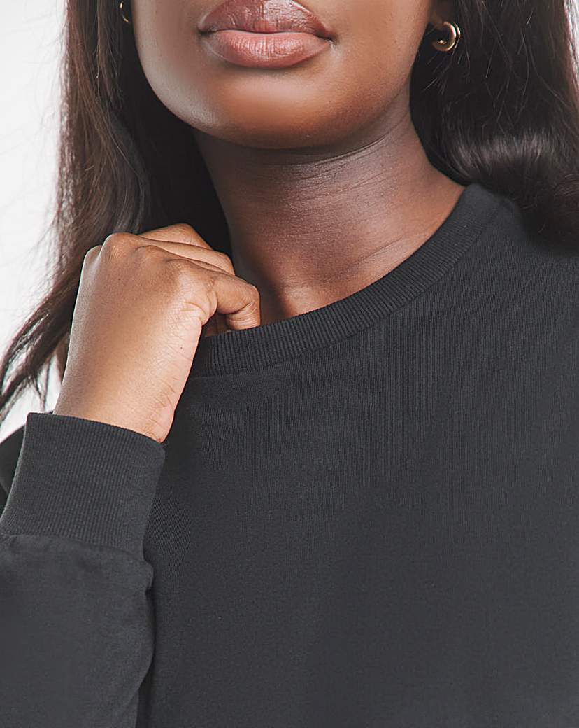 Black Midi Sweatshirt Dress With Pockets
