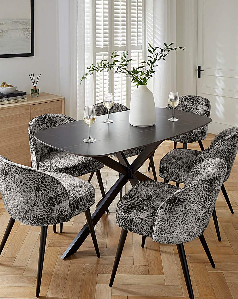 New In - Brock Table with 6 Savannah Chairs