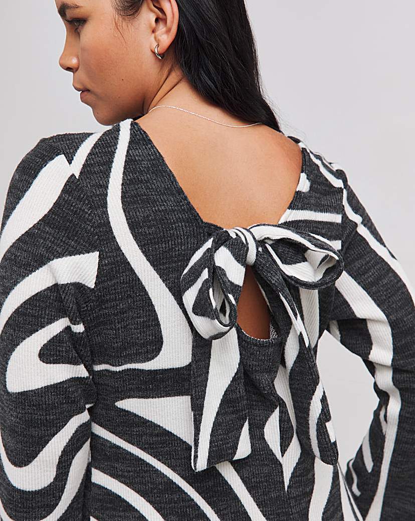Mono Print Flare Sleeve Cosy Maxi Dress