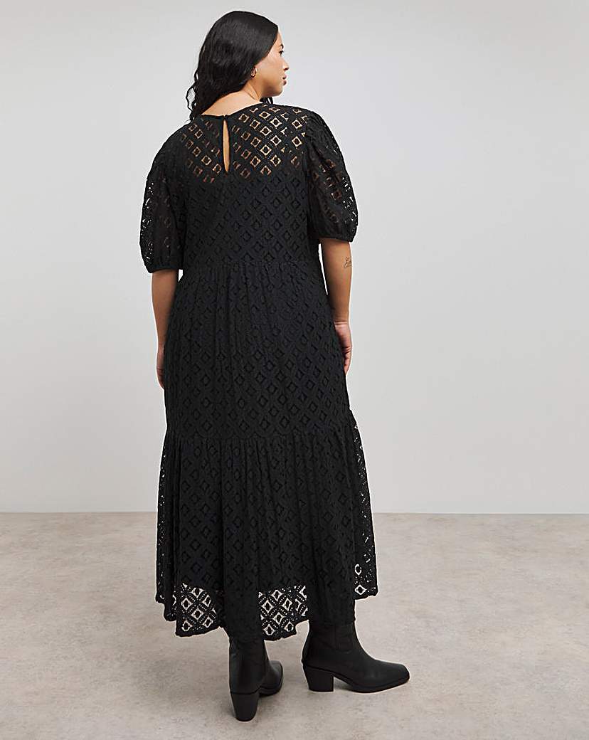 Black Lace Tiered Midaxi Dress