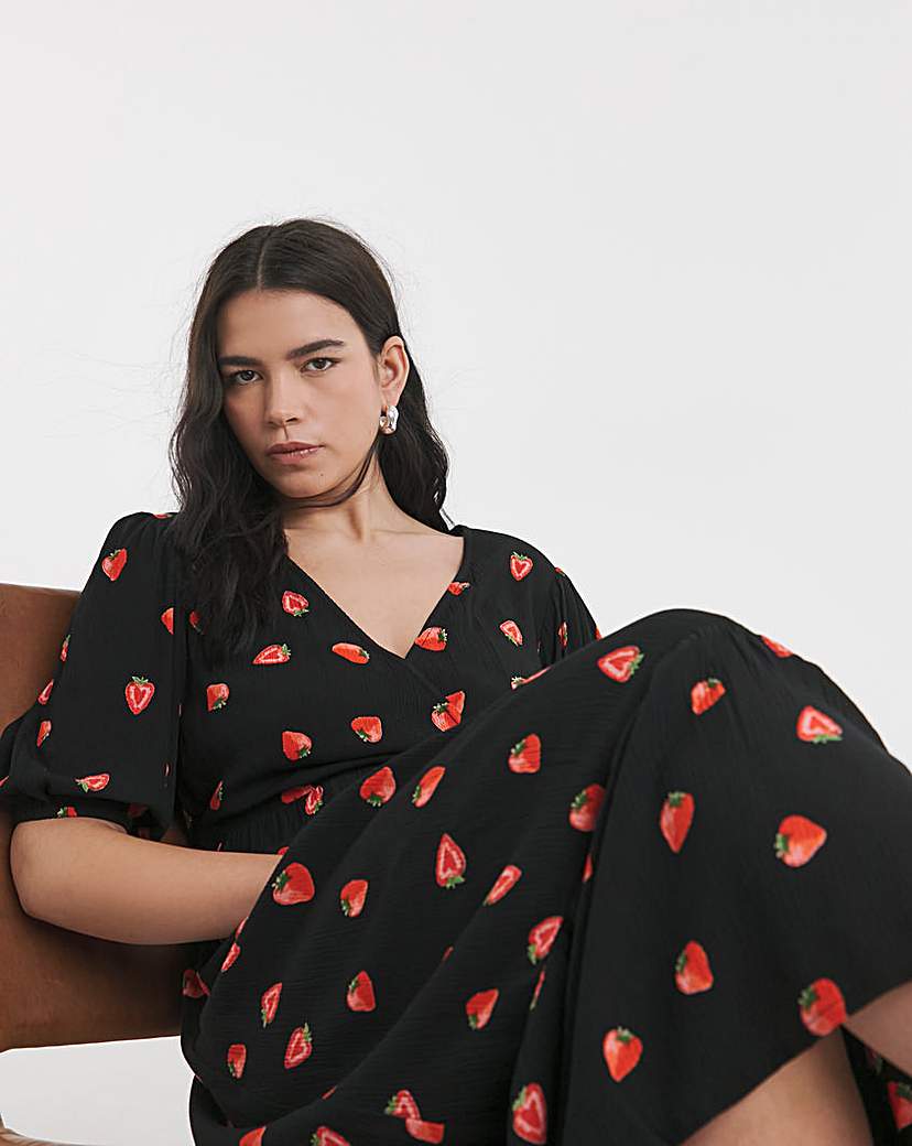 Simply Be Fruit Print Crinkle Maxi Dress