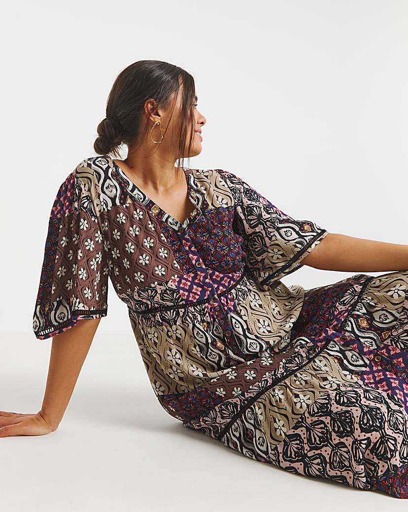 Crinkle Tiered Maxi Dress