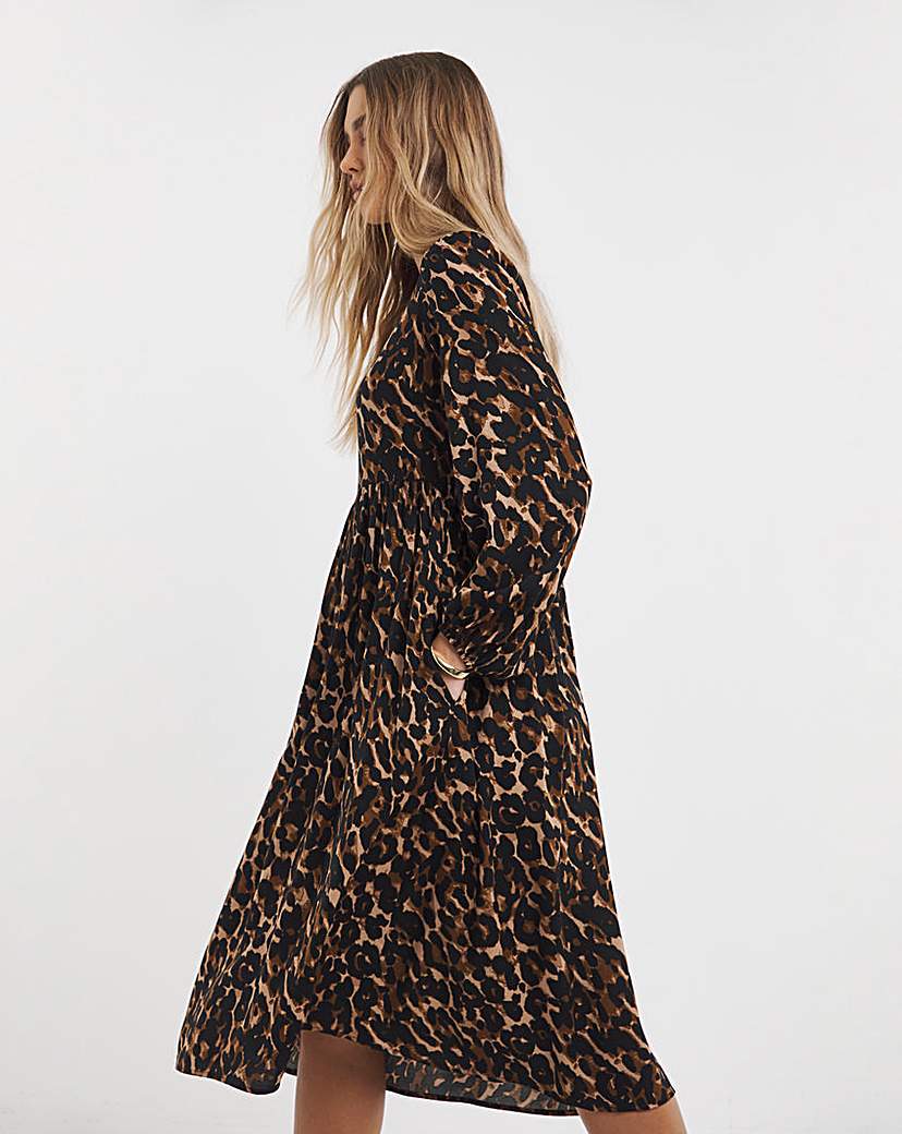 Printed Woven Midi Dress With Pockets