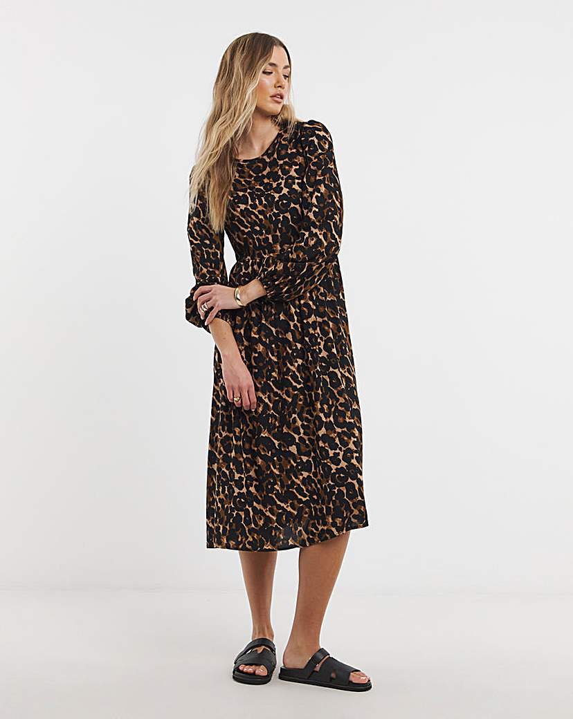Printed Woven Midi Dress With Pockets
