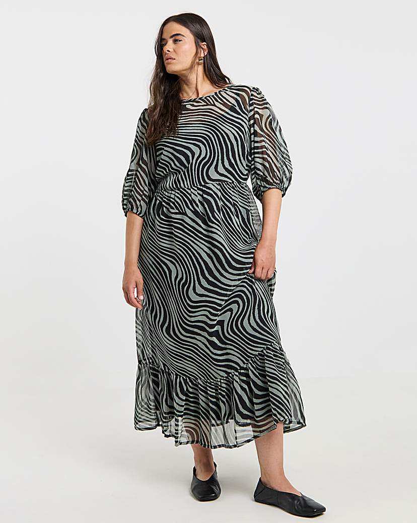 New In - Printed Georgette Maxi Dress