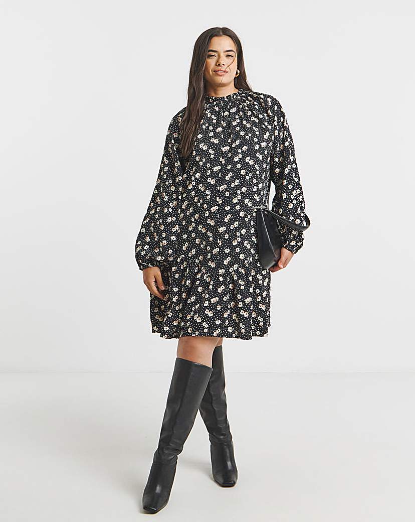 New In - Ditsy Drop Waist Smock Dress