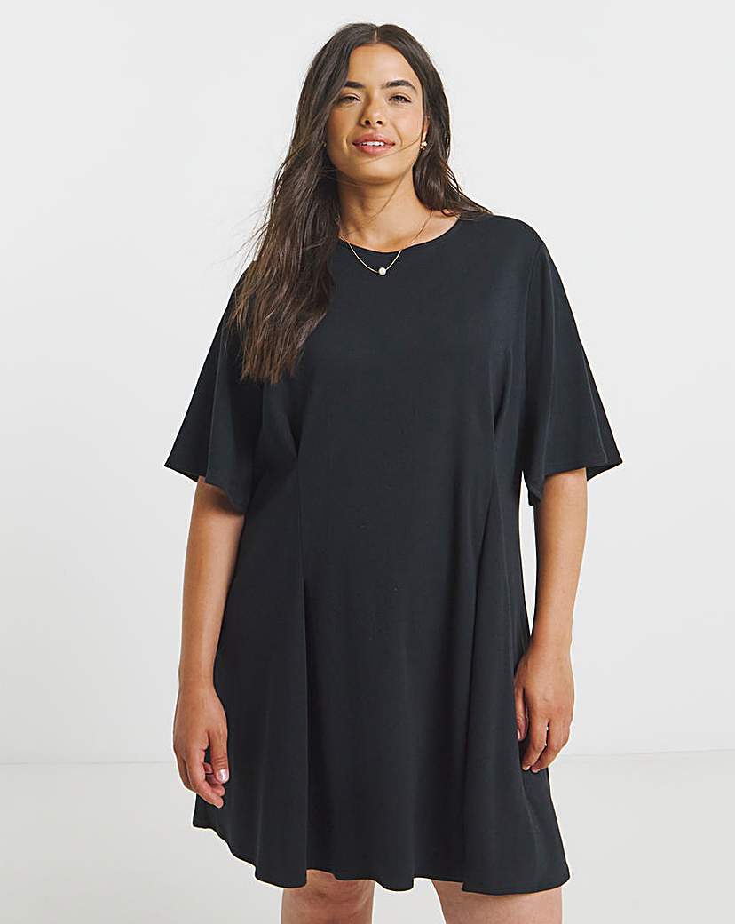 New In - Cinched Waist T-Shirt Dress