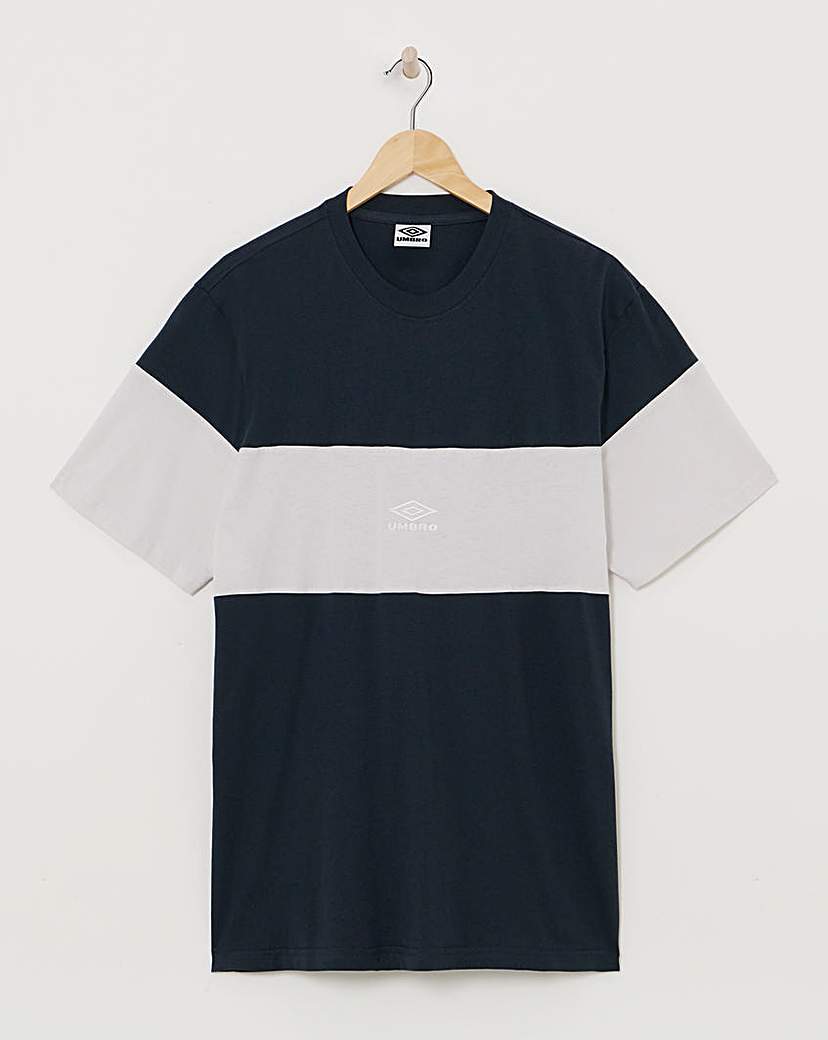 Umbro Sports Style Walkout T-Shirt